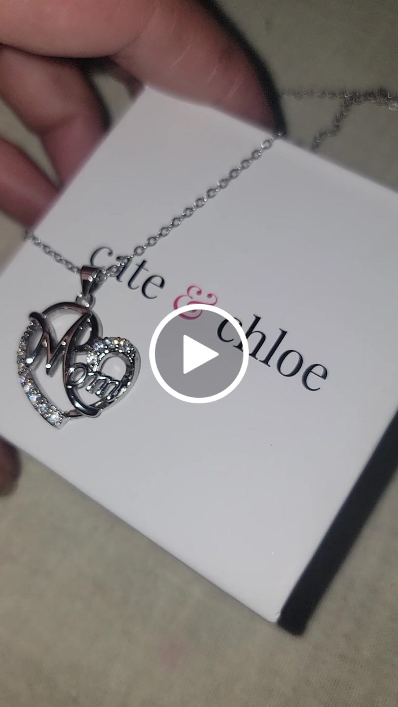 Customer video review of Persephone 18k White Gold Plated Mom Heart Pendant Necklace with Simulated Diamond Crystals