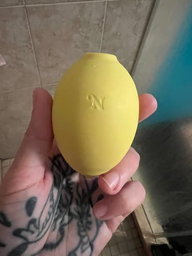 Customer photo review of Lem Clitoral Massager