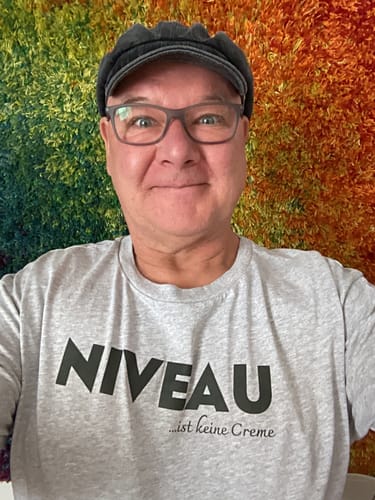 Customer photo review of Niveau - Premium Shirt