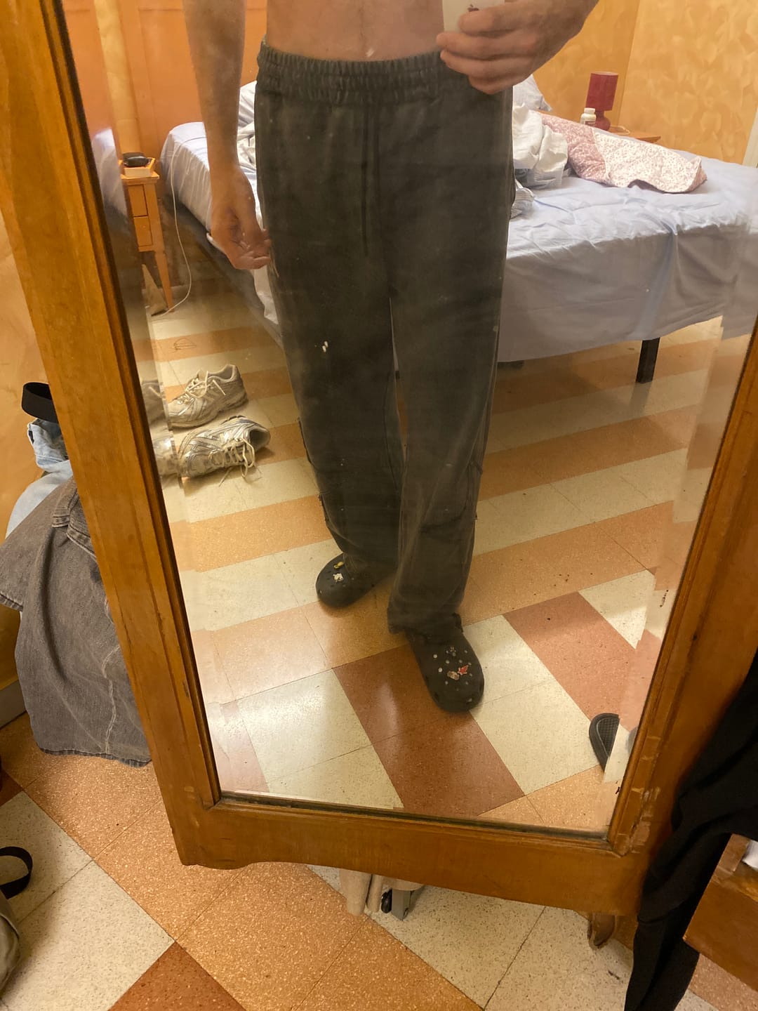 Customer photo review of 2058 - Superstar Sweats