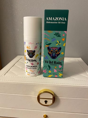 Customer photo review of Crema Facial Seborreguladora Antiedad AMAZONIA Aniversario