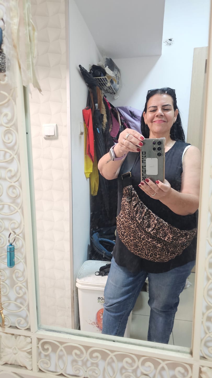 Customer photo review of פאוץ׳ גדול מנומר מיטל