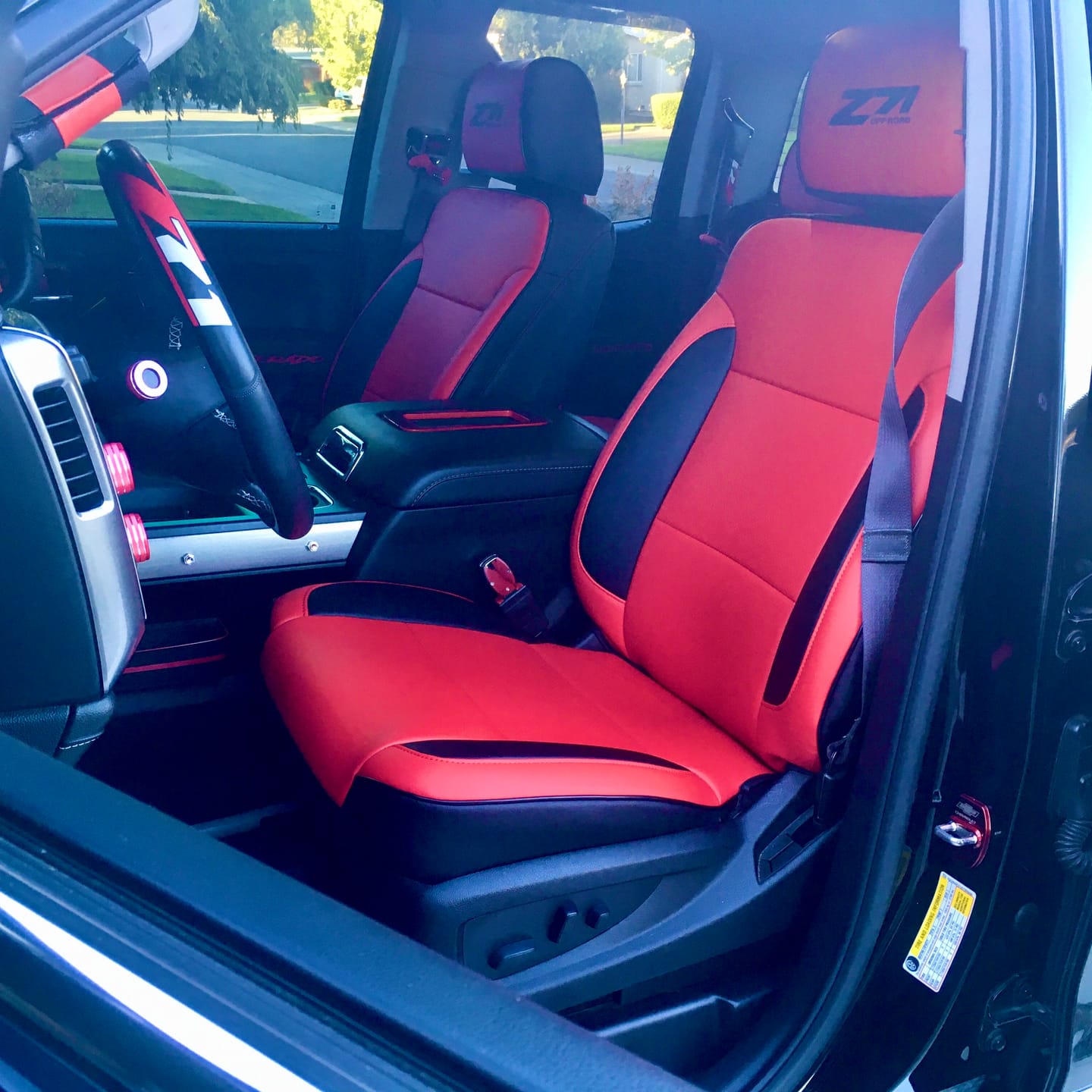 Customer photo review of 2014-18 Chevrolet Silverado Custom Leather Seat Covers