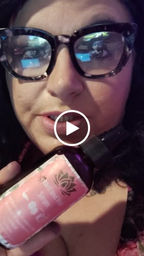 Customer video review of Beard & Hair Serum with Emu Oil