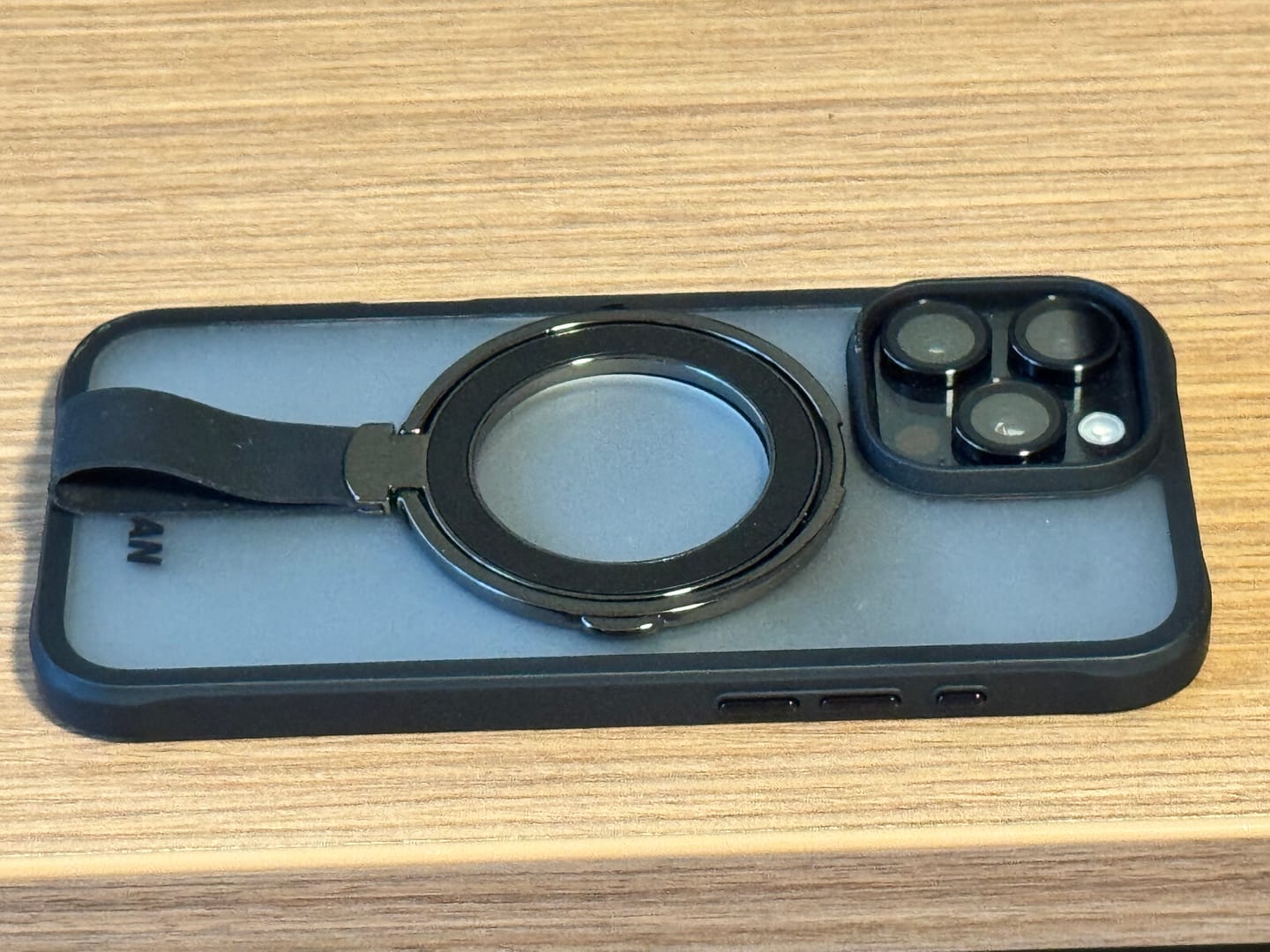 Customer photo review of Magnetic MagSafe Ring Stand
