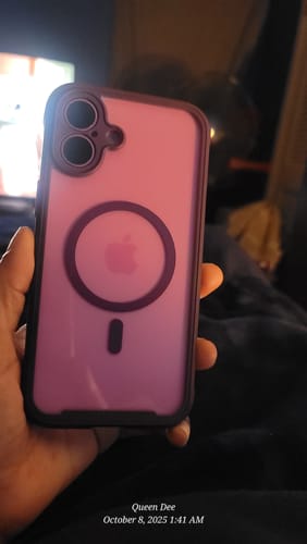 Customer photo review of iPhone 16 Plus