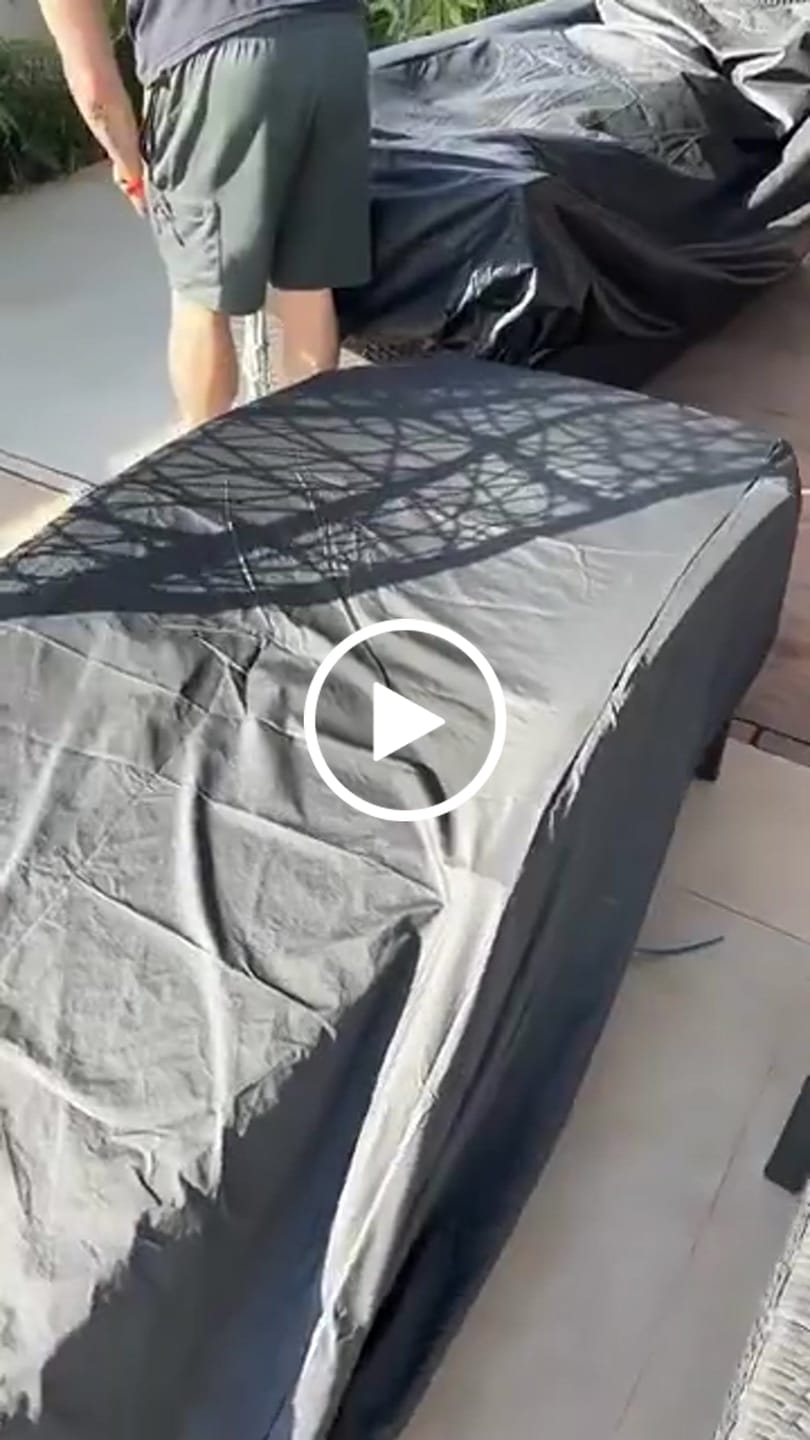 Customer video review of Capa Impermeável para Espreguiçadeira Retangular Proteção UV