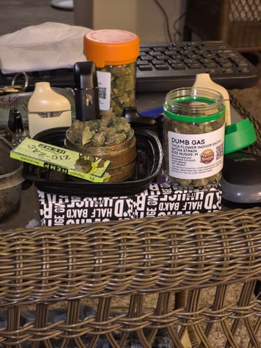 Customer photo review of THC Flower Exotic Smalls DUMB GAS HYBRID 14g 28g 112g THCa 37%