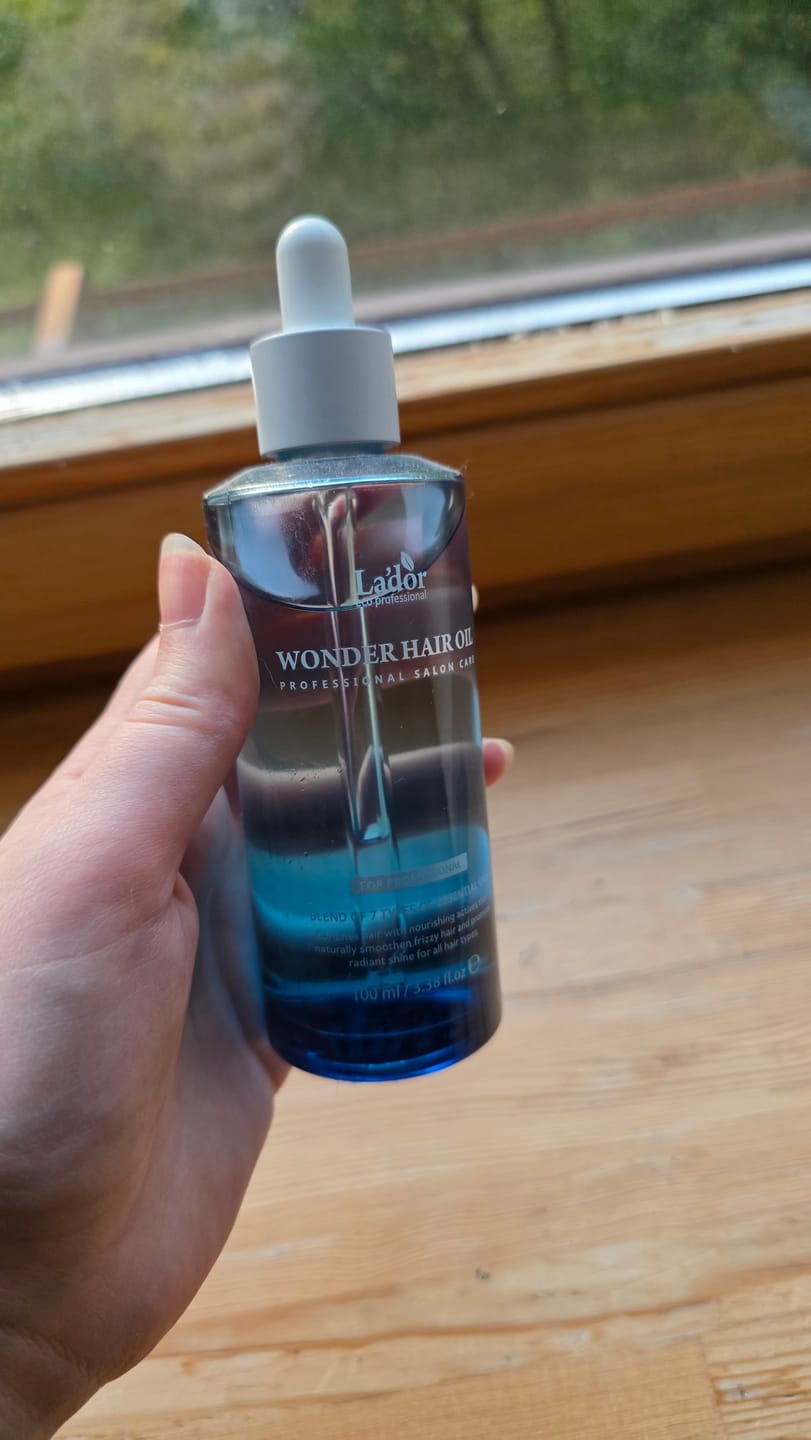 Customer photo review of Mitrinoša eļļa matu spīduma atjaunošanai Lador Wonder Hair Oil