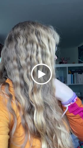 Customer video review of 15% Lavendel mit Kamille & Kaffee Haarseife (Haarwachstum & Tiefenpflege)