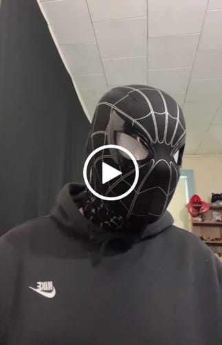 Customer video review of The OG Spidey Gear™ - Winking Mask