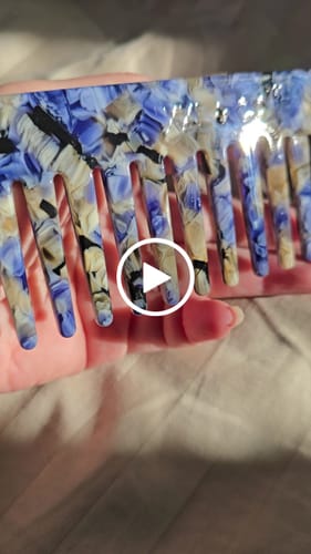 Customer video review of The XXL & CO Hair Comb