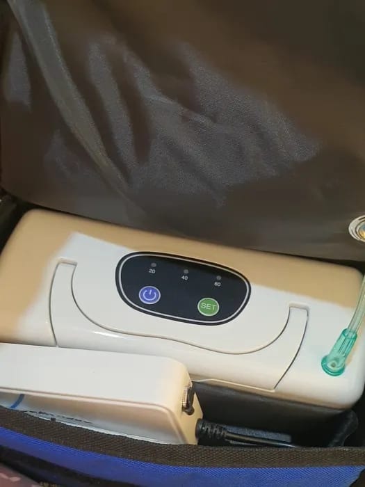 Customer photo review of VARON Generatore di ossigeno portatile 3L/min Modello VL-2