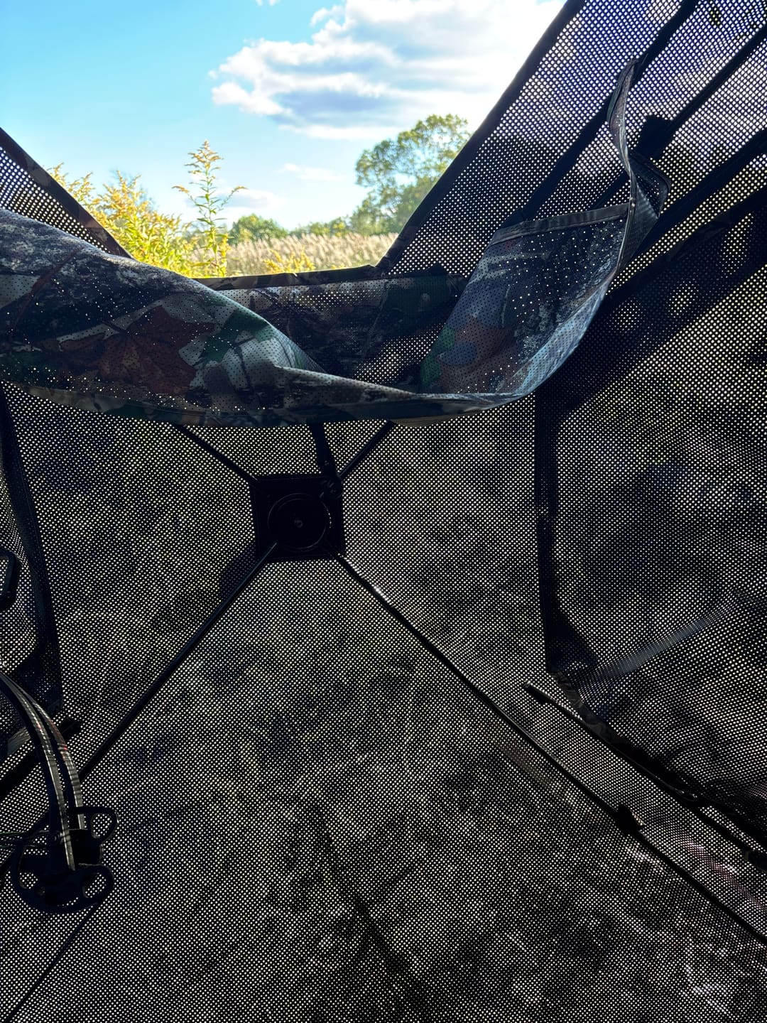 Customer photo review of VisST See-Through Pop-Up Ground Blinds with Silent Magnetic Door