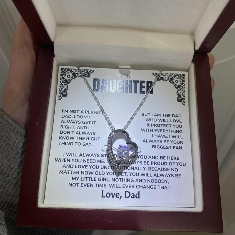 Customer photo review of To My Daughter - "I'll Always Be Here" Forever Love Necklace Gift Set  - DT03