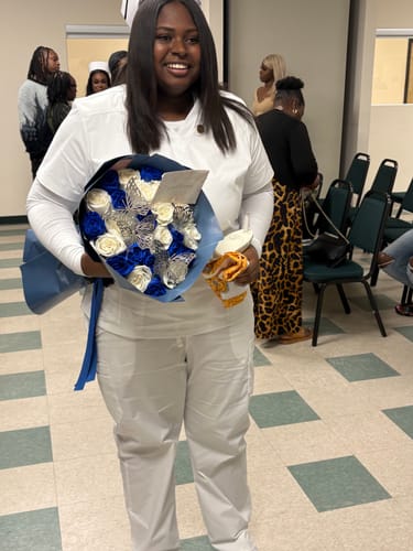 Customer photo review of Blue & White Rose Bouquet