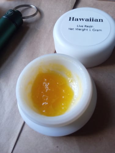 Customer photo review of Hawaiian | Live Resin