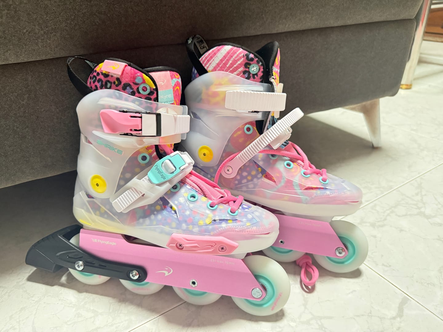 Customer photo review of Flying Eagle X5 Shrike Pro Funky Skates