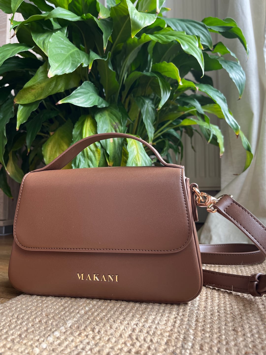 Customer photo review of NALUA - DARK BROWN