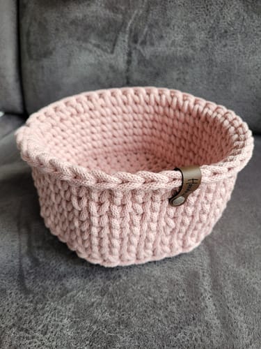 Customer photo review of Kunstleder Label "Handmade" für Häkelkörbe etc. - 90x15 mm - CS0016