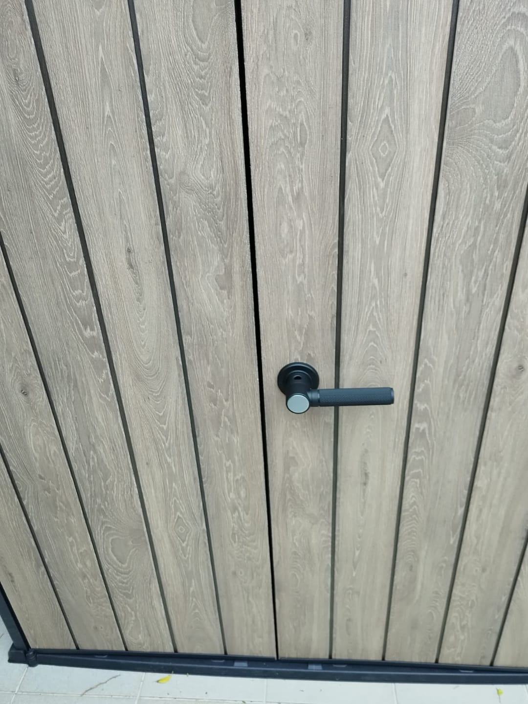 Customer photo review of Signature Collection: Vertical Shed Ashwood