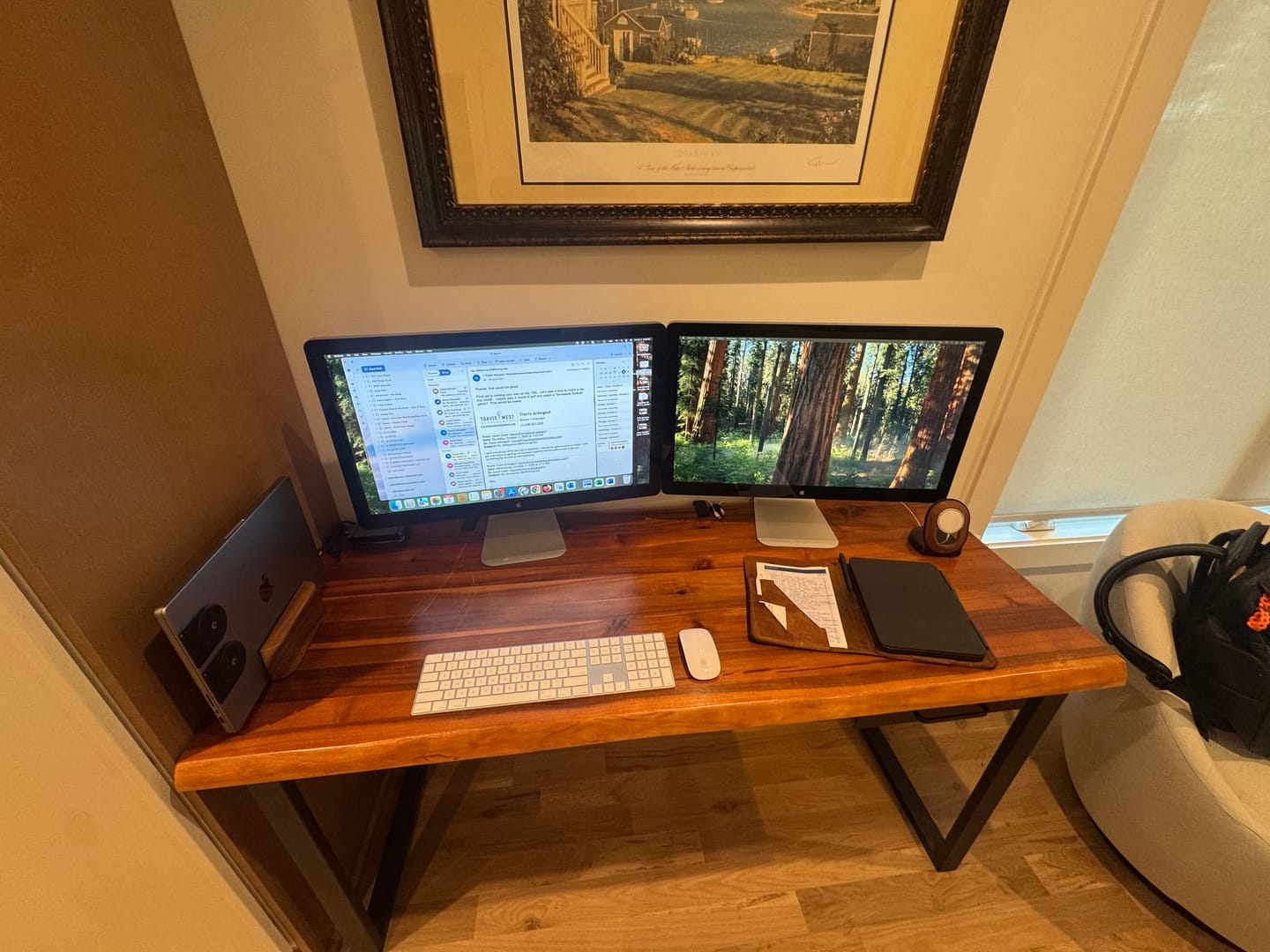 Customer photo review of Laptop Stand
