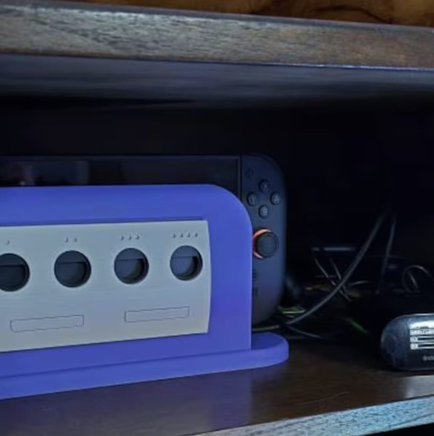 Customer photo review of Cubey Dock Cover for Nintendo Switch 2 – Original Faceplate Design