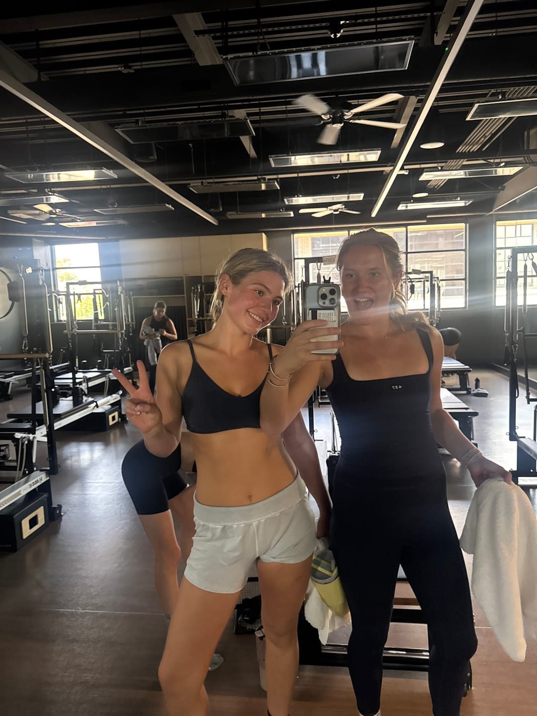 Customer photo review of The Square Tank / Navy
