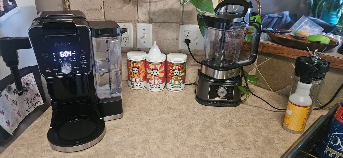 Customer photo review of AMINOS | BCAA + EAA + HYDRATION + ELECTROLYTES
