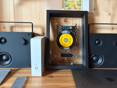 Customer photo review of M1 Music Frame CD Player
