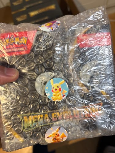 Customer photo review of Pokmon Mga Evolutio Enhancd Boostr Bx LIMIT 1