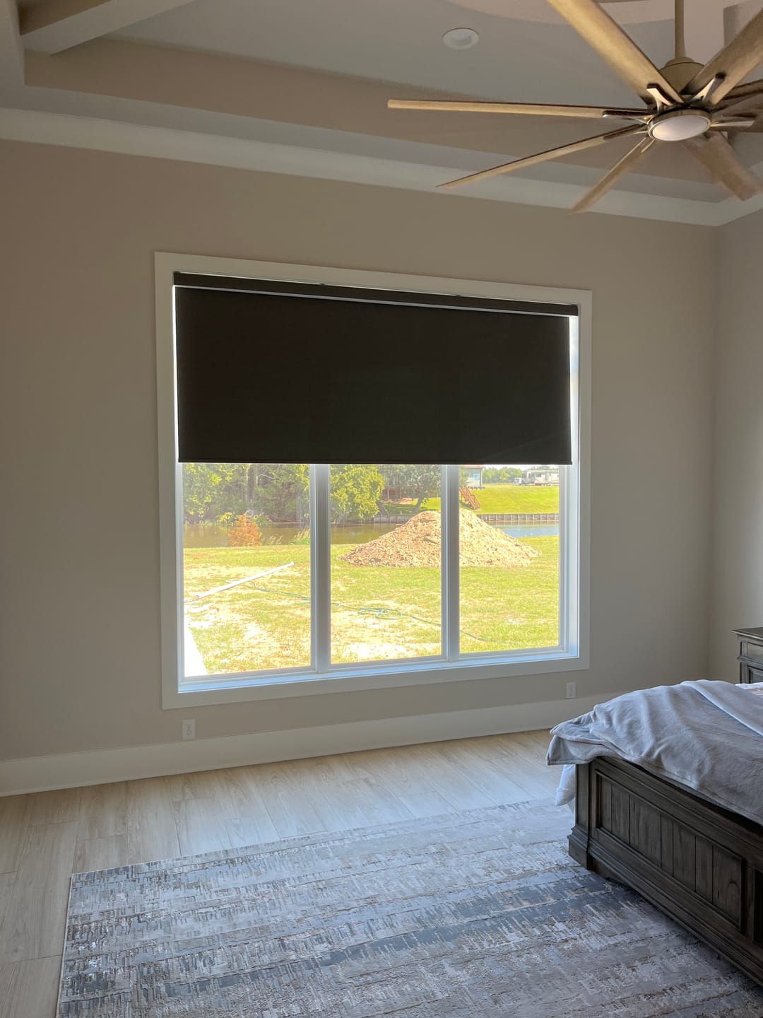 Customer photo review of SmartWings Motorized Roller Shades 100% Blackout Eclipse