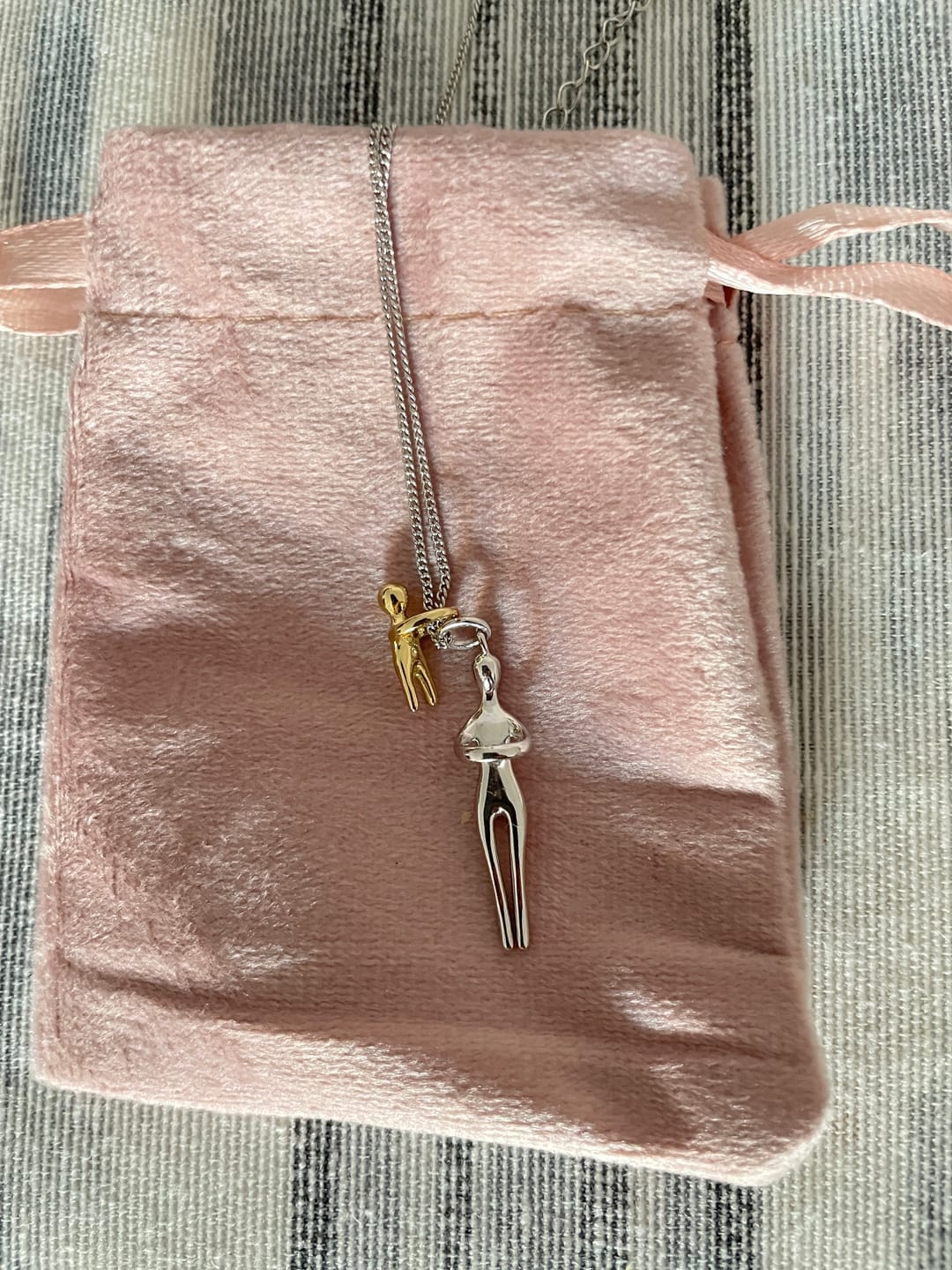 Customer photo review of Collana Amore eterno