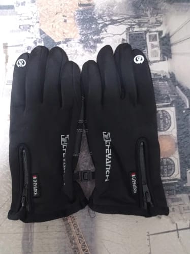 Customer photo review of Naturwide Winter Gloves – Waterproof, Windproof & Touchscreen-Compatible