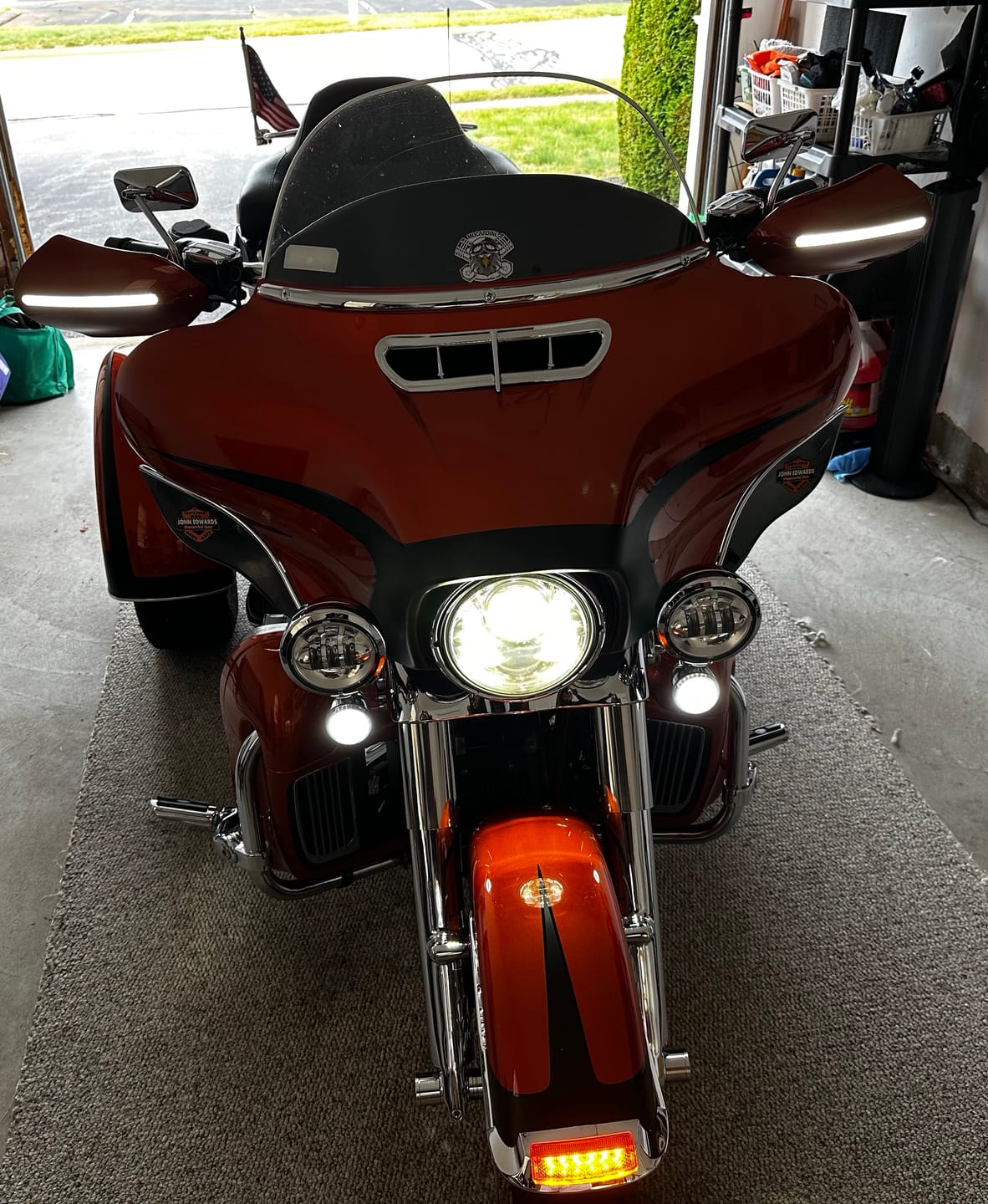 Customer photo review of Harley Hand Guards with LED for Touring & Softails