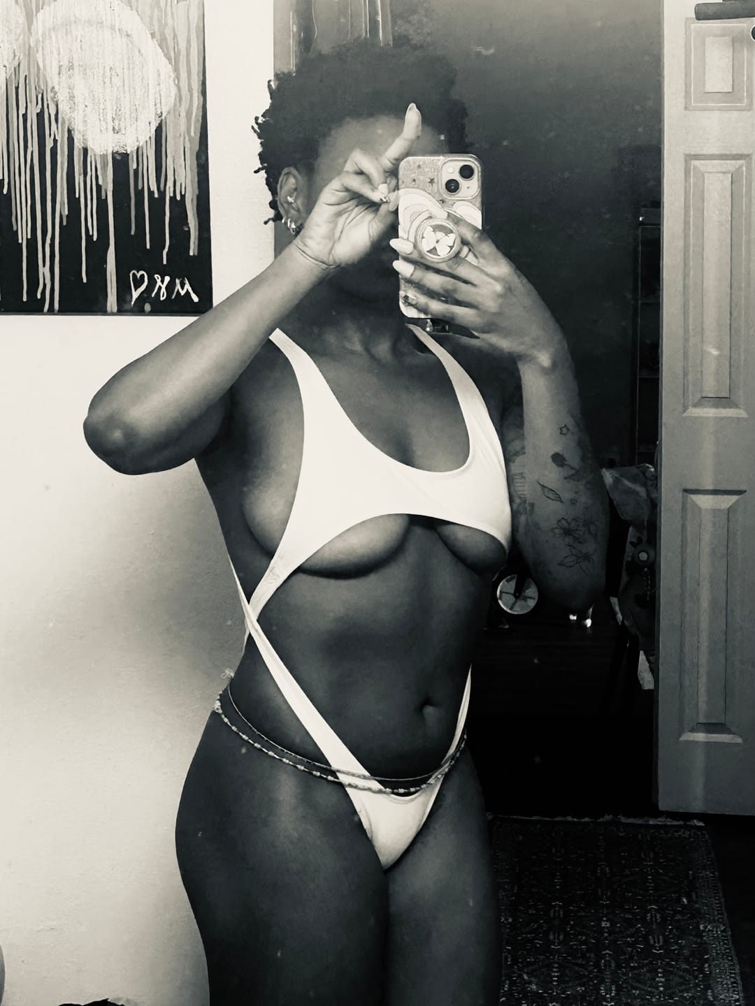 Customer photo review of 007 One Piece - White
