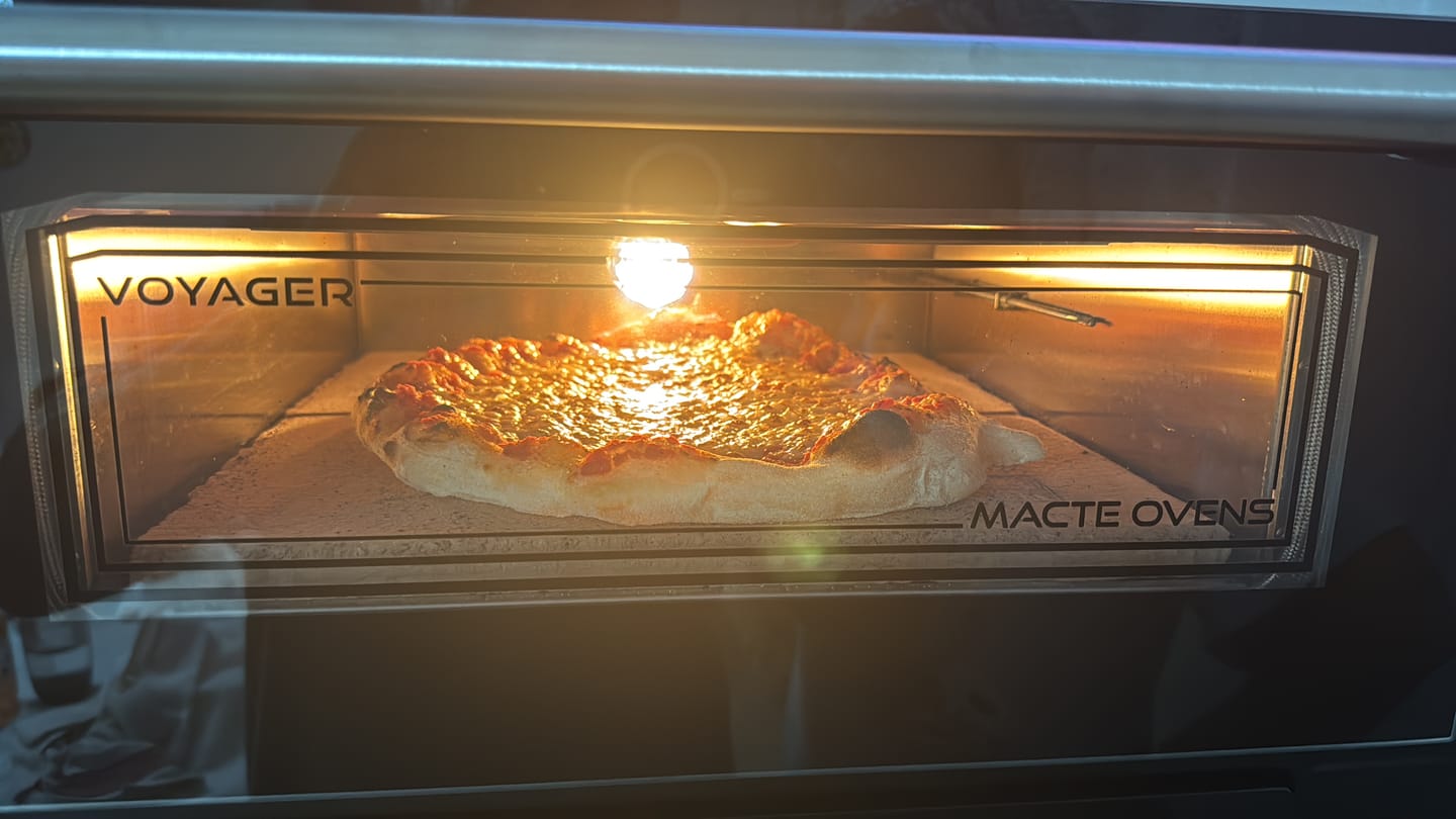 Customer photo review of Macte Ovens Voyager SMART | Forno elettrico per pizza e pane