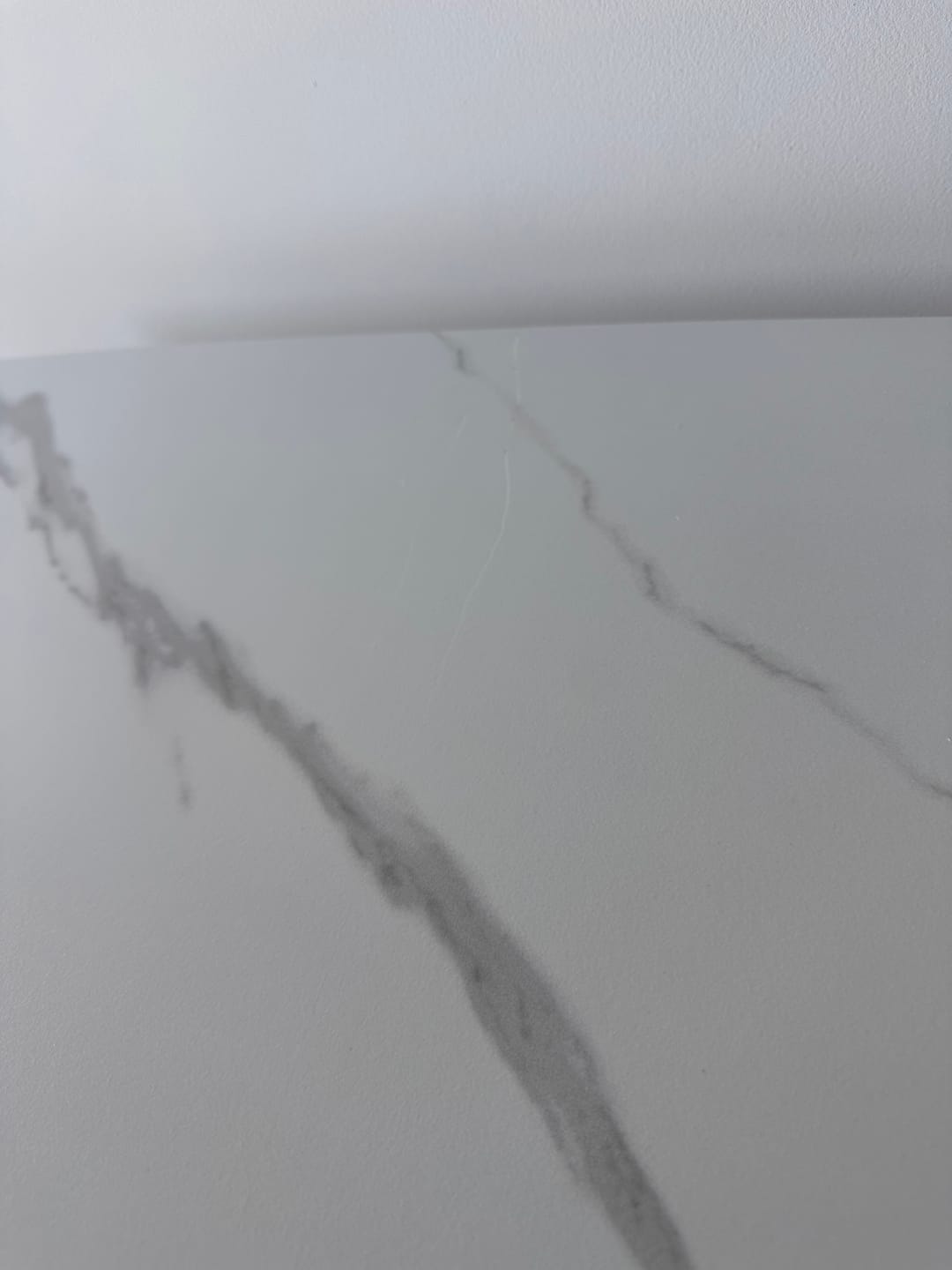 Customer photo review of Masa MARCO, alb/negru, 120x70x77 cm