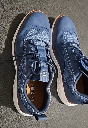 Customer photo review of Oxford Pro - All-Day Comfort & Pain-Free Walking Shoes