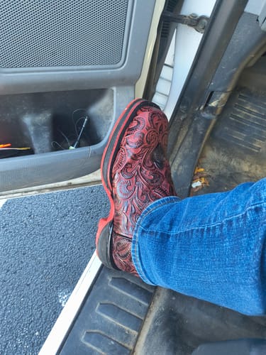 Customer photo review of Black Cherry Hand-Tooled Leather Boots With 3D Lightweight Sole - Composite Toe
