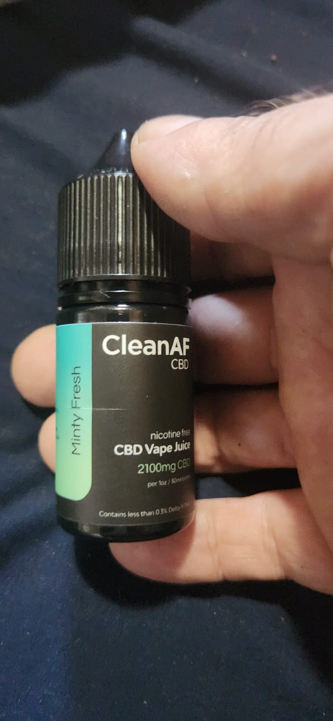 Customer photo review of Minty Fresh CBD Vape Juice