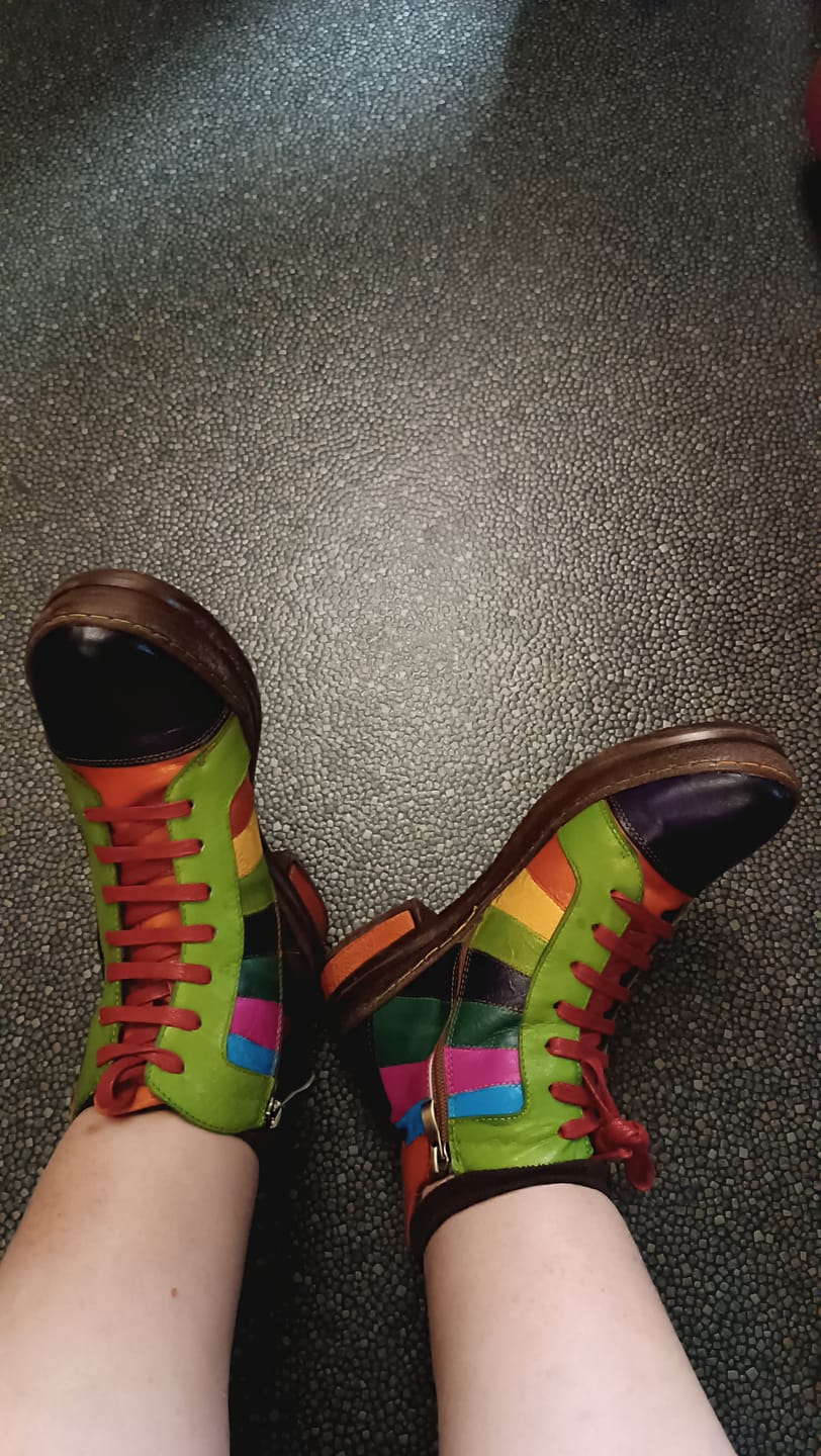 Customer photo review of Retro Hand-polished Rainbow Ankle Boots