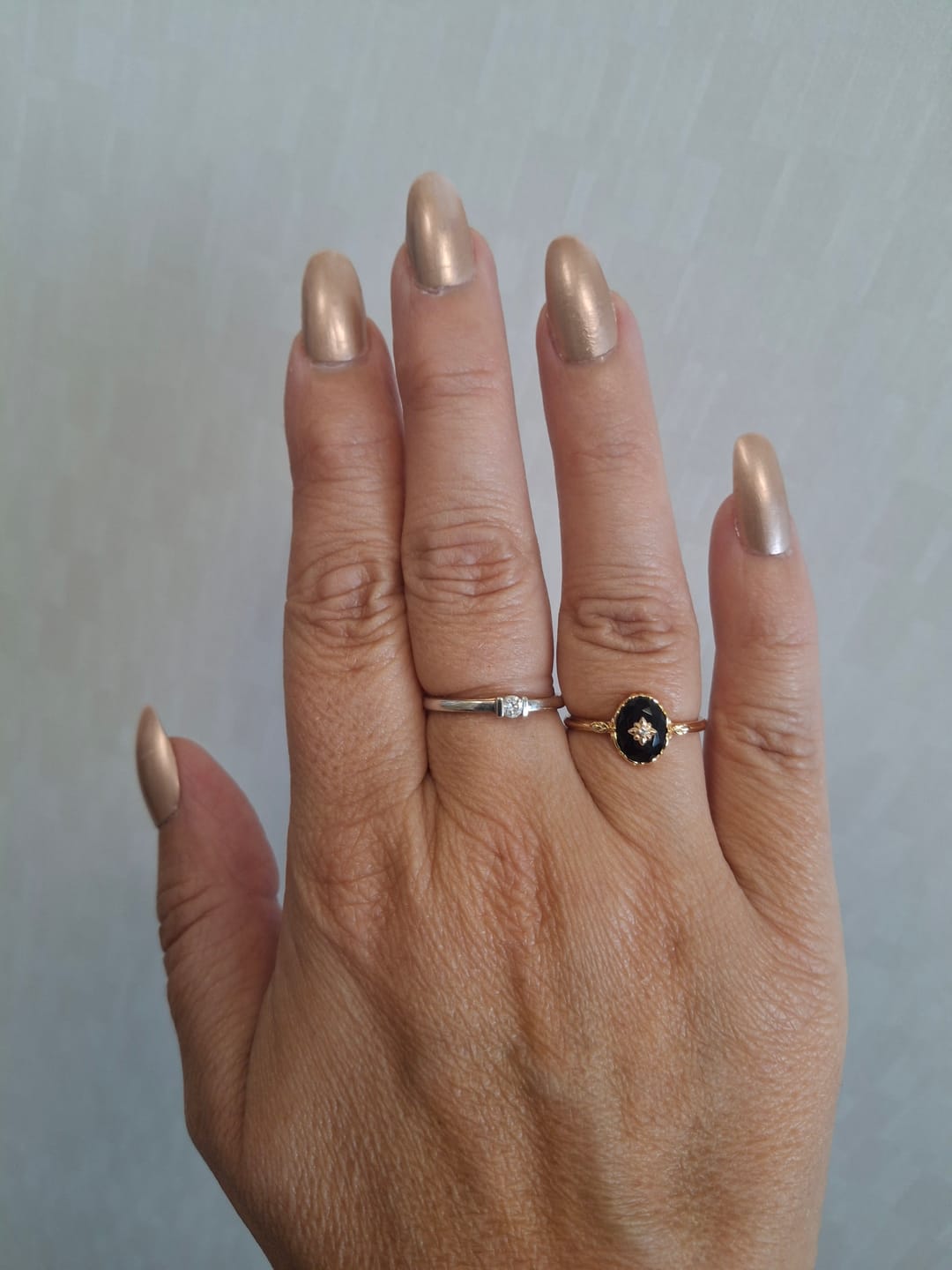 Customer photo review of Bague Ajustable "Charme Nocturne" en Agate Noire