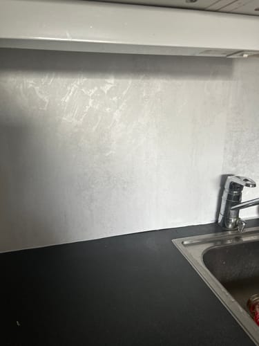 Kundeanmeldelse med bilde av Mikrosement hvit kontaktplast