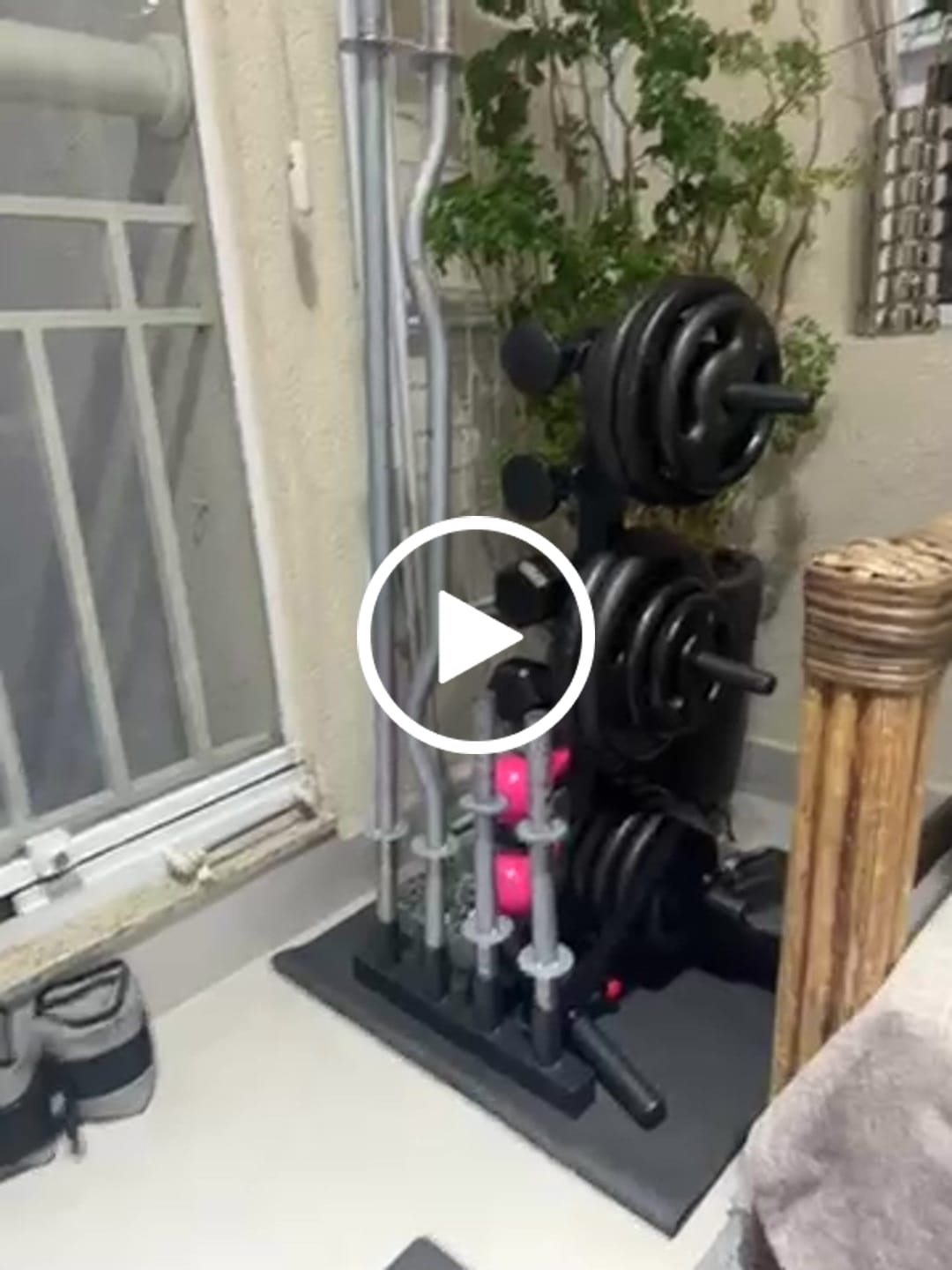 Customer video review of Suporte Expositor De Anilhas Barras E Halteres