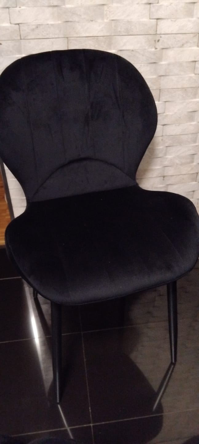 Customer photo review of Scaun K538, negru, stofa catifelata/metal, 48x57x85 cm