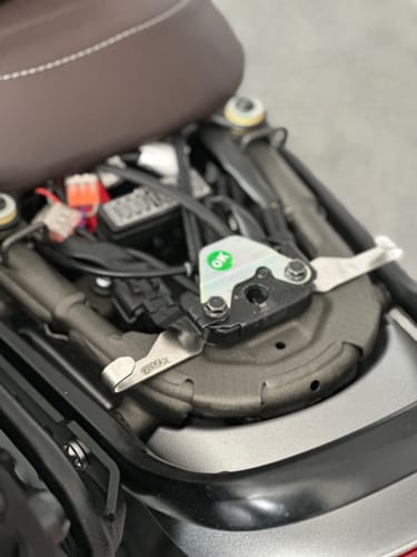 Customer photo review of Triumph Speed 400 & Scrambler 400 Helmet Hook (lock)