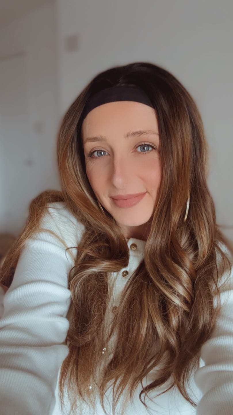 Customer photo review of The Headband Wig Perfect Wave