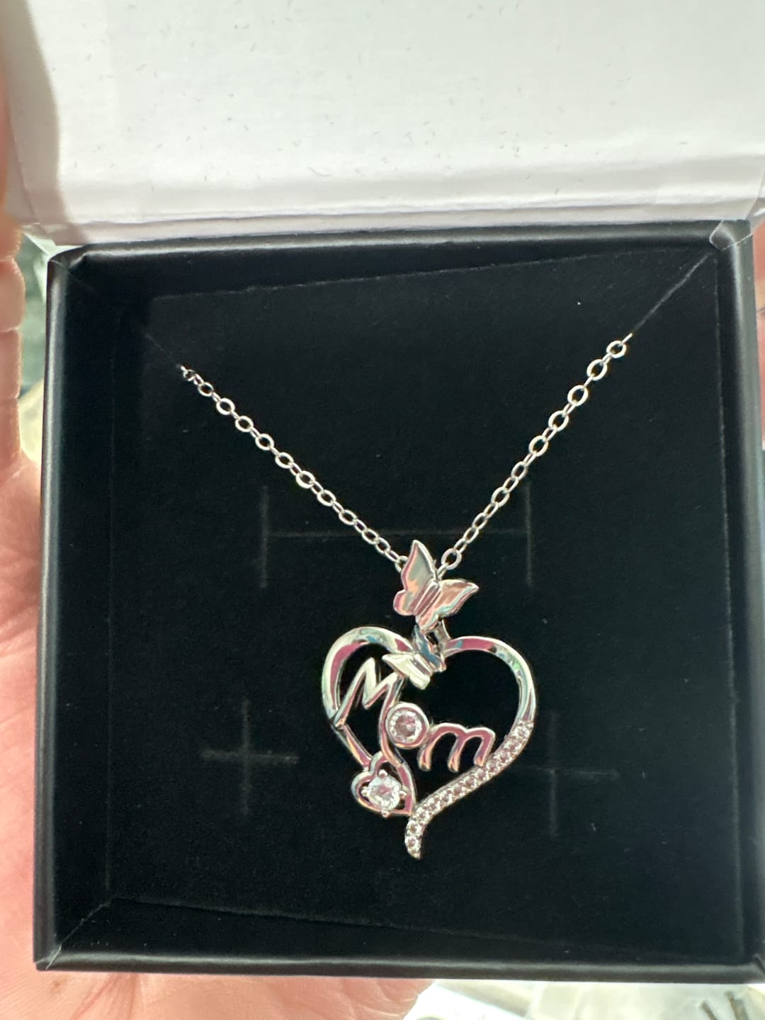 Customer photo review of Mabel 18k White Gold Plated Mom Heart Pendant Necklace with Simulated Diamond Crystals