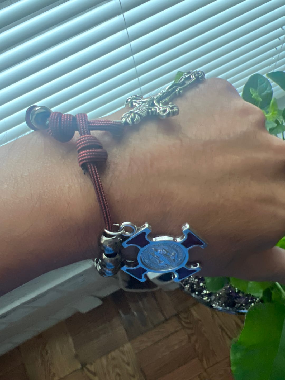 Customer photo review of Christianartworkshop All-Place Portable Paracord Pocket Rosary with Crucifix & St. Benedict: Faith for Every Spot